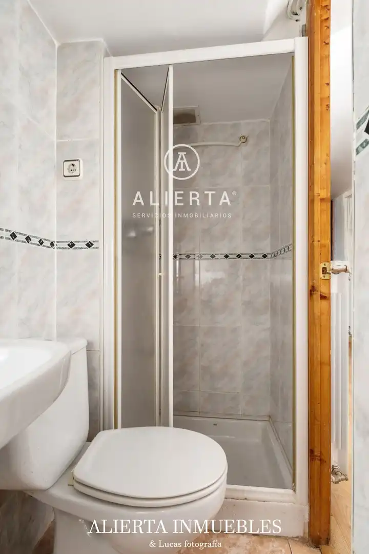 Baño de Casa o chalet en venta en Zaragoza con Calefacción y Trastero