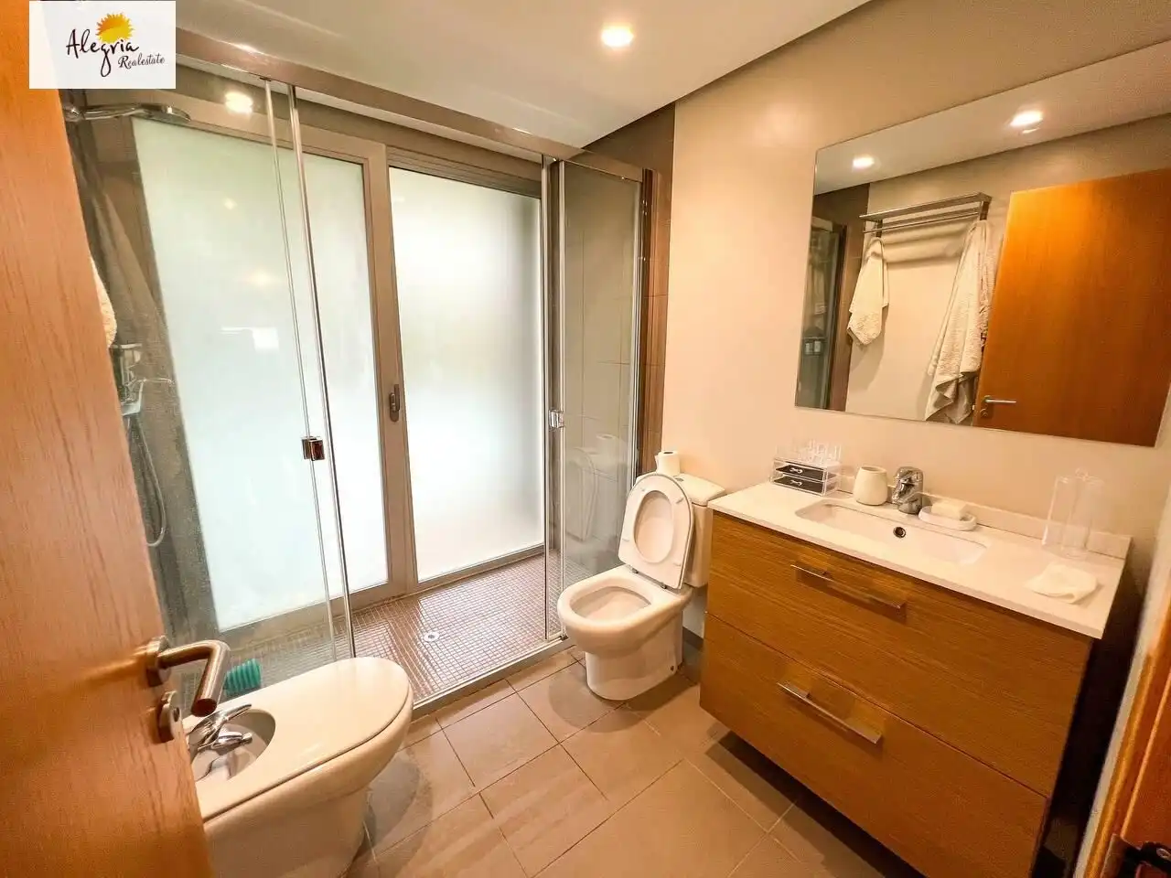 Baño de Casa o chalet en venta en Chiva con Aire acondicionado, Calefacción y Jardín privado