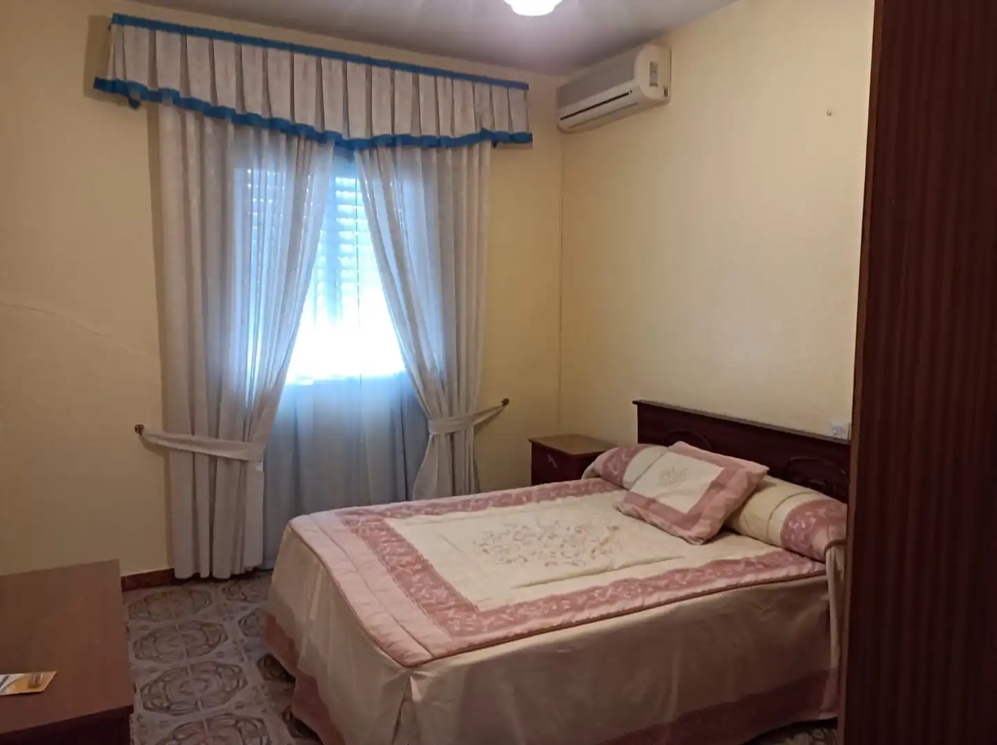 Bedroom of Houses for sale in Huesa  with Air Conditioner, Swimming Pool and Furnished