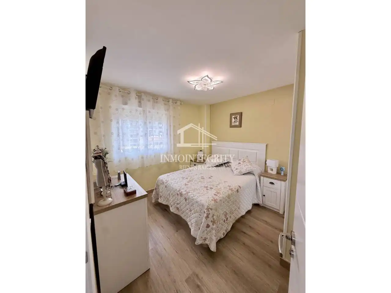 Bedroom of Apartments for sale in Oropesa del Mar / Orpesa  with Air Conditioner, Terrace and Furnished