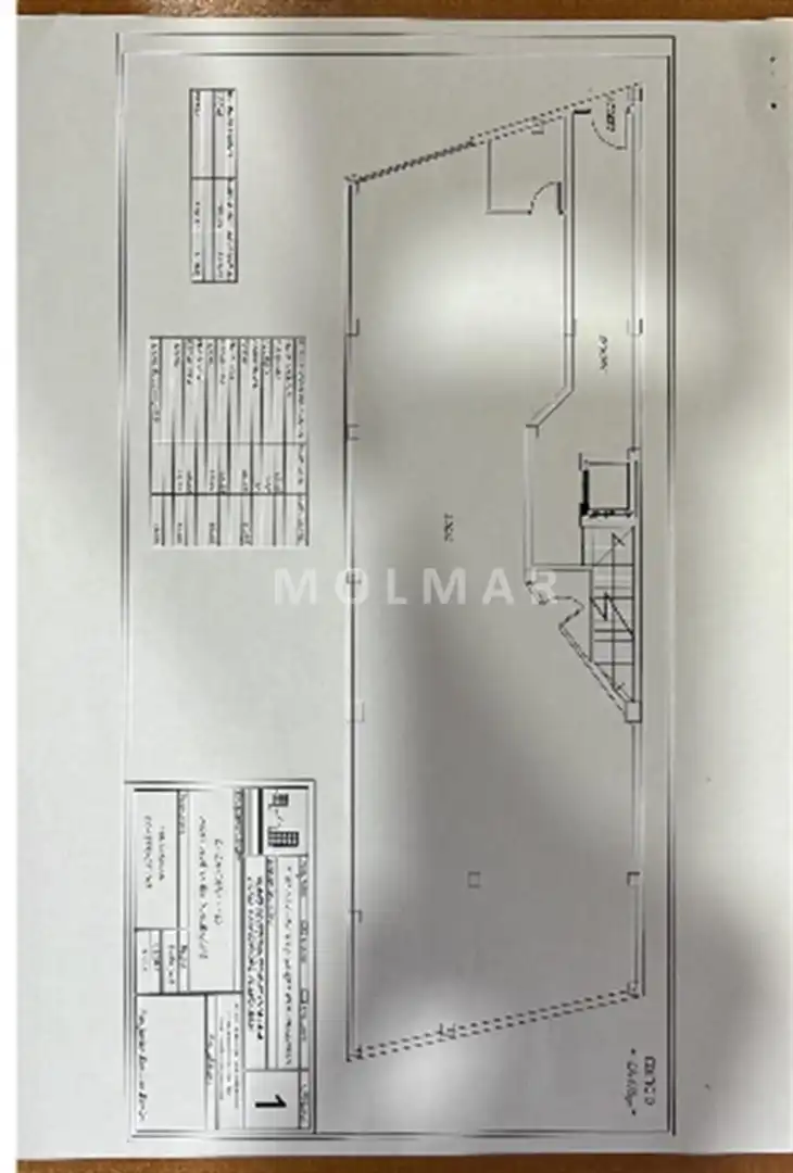 Buildings for sale in Montaverner