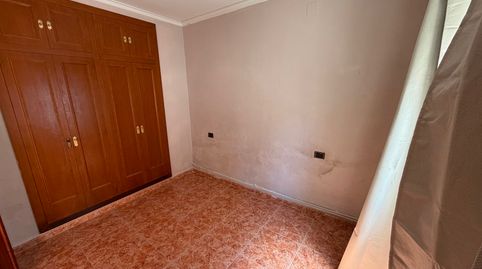 Foto 4 de Casa o xalet en venda a Avenida de Abril - 9 de Octubre, Sagunto / Sagunt