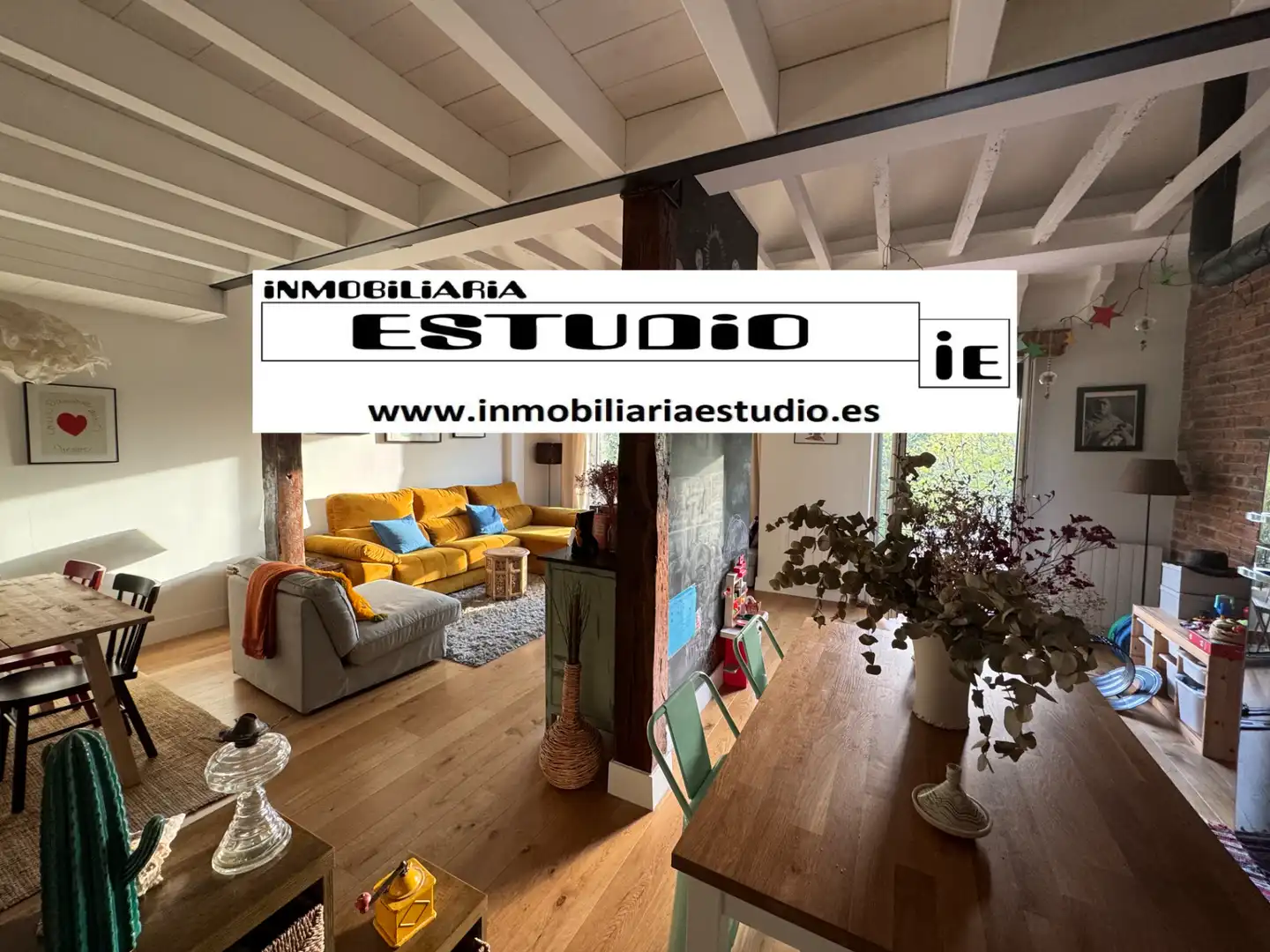 Vista exterior de Dúplex en venta en Bilbao  con Calefacción y Balcón