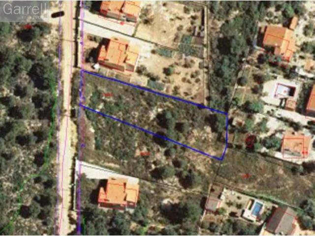 Terreno residencial en Venta en Carrer Amsterdam en El Montmell