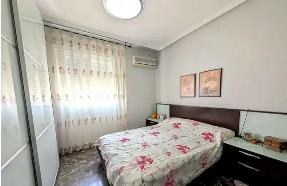 Bedroom of Flat for sale in Linares  with Air Conditioner, Heating and Terrace