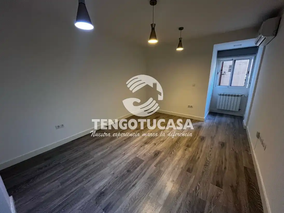 Piso de alquiler en  Madrid Capital con Aire acondicionado, Calefacción y Horno