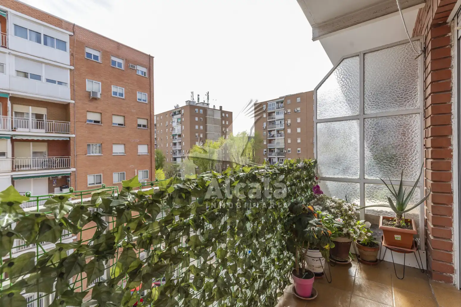 Terraza de Piso en venta en Alcalá de Henares con Calefacción, Terraza y Trastero
