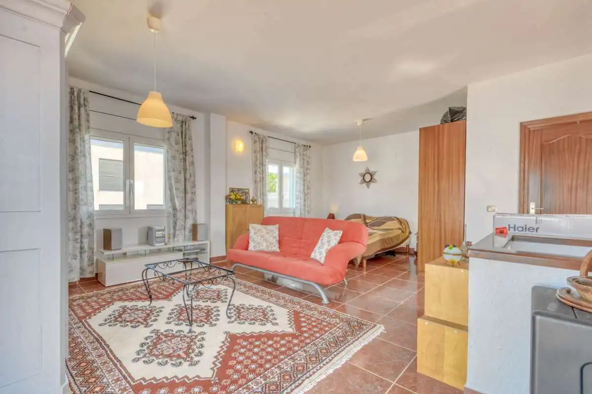 Sala d'estar de Casa o xalet en venda en Roses