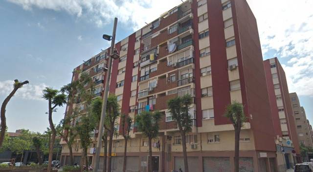 Piso en Venta en Carrer del Camp Arriassa en La Verneda i la Pau