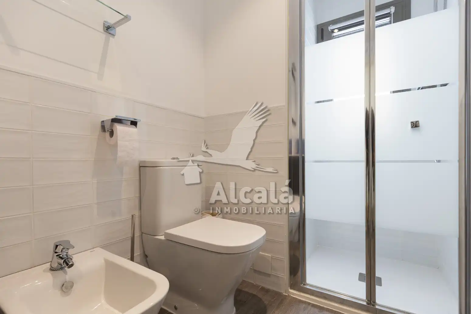 Bany de Pis en venda en Azuqueca de Henares amb Aire condicionat, Calefacció i Terrassa