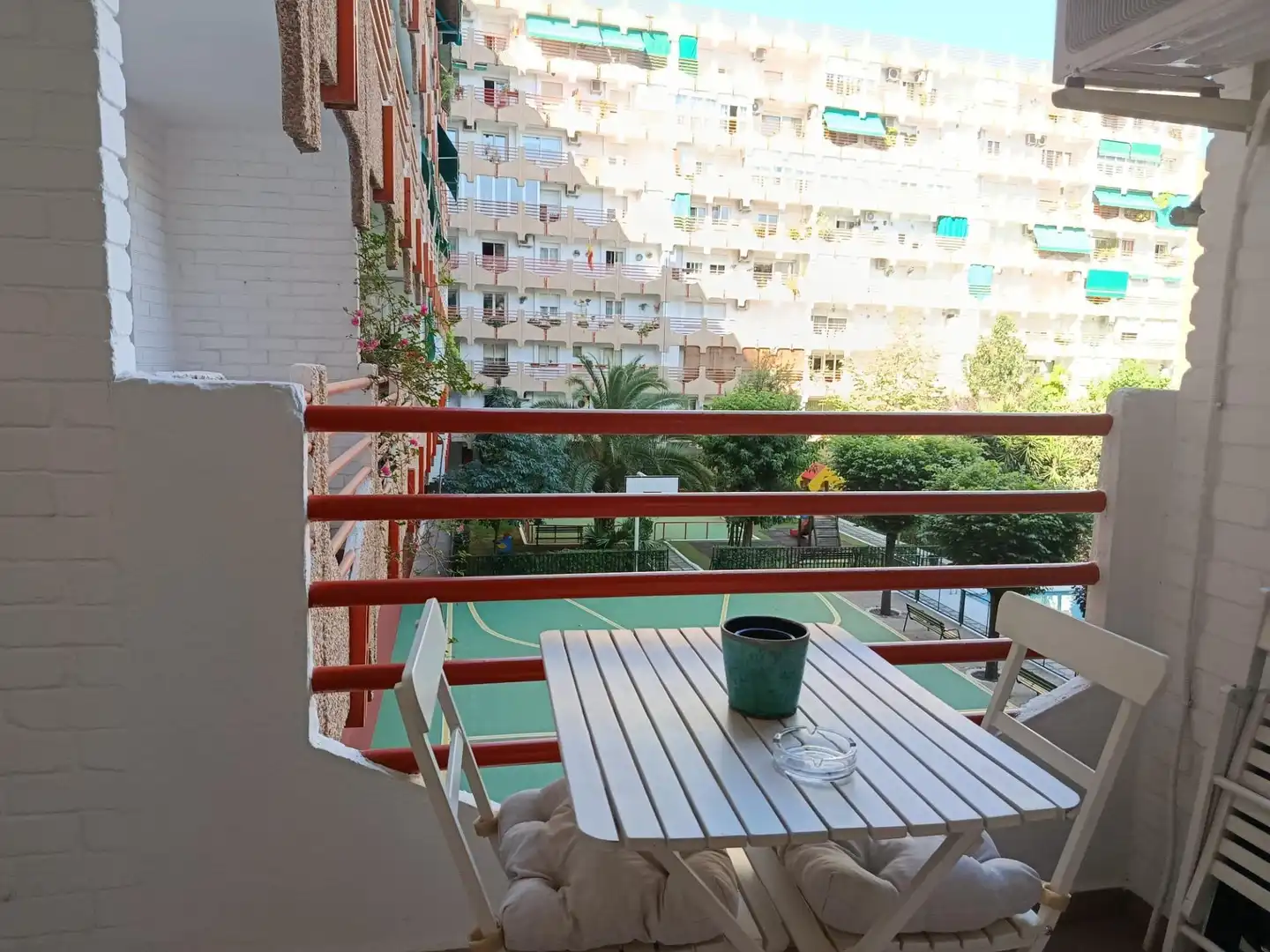 Balcony of Flat for rent in Granada  with Air Conditioner, Heating and Private garden