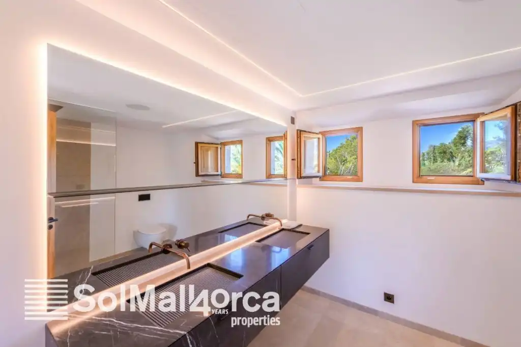 Bathroom of Country homes for sale in Pollença  with Air Conditioner, Heating and Private garden