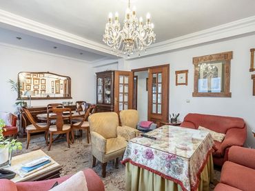 Wohnung mit Balkon zum Verkauf in Calle Ángel Barrios