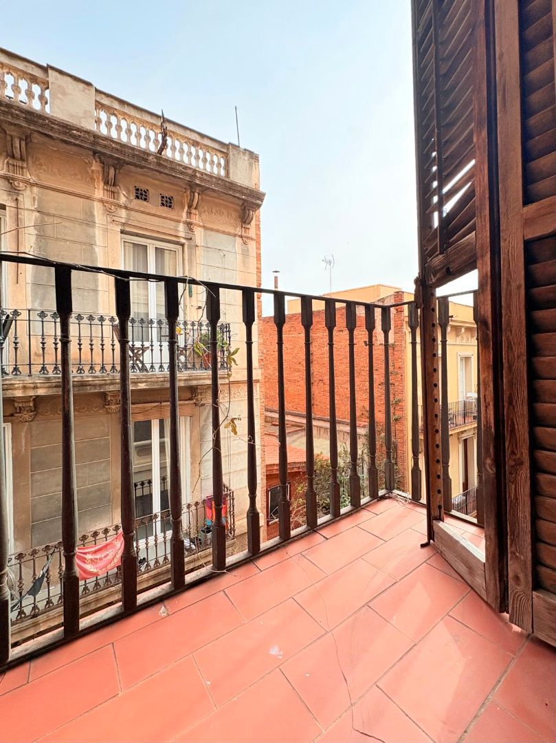 Piso en venta en Carrer de Milà i Fontanals, Vila de Gràcia, Gràcia