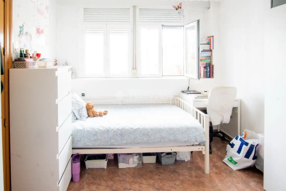 Bedroom of Flat for sale in Granada