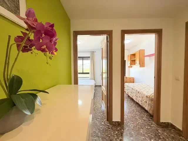 Habitación de Piso en venta en Castellón de la Plana / Castelló de la Plana con Aire acondicionado, Calefacción y Terraza