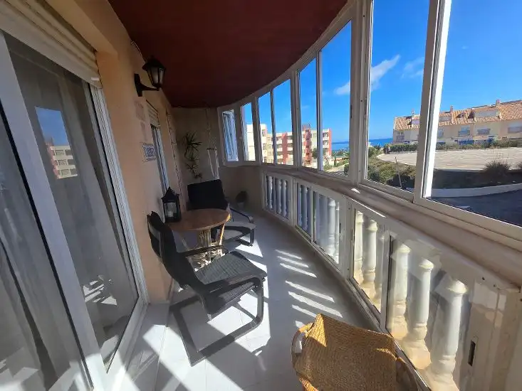 Außenansicht von Wohnungen zum Verkauf in La Manga del Mar Menor mit Möbliert und Gemeinschaftspool