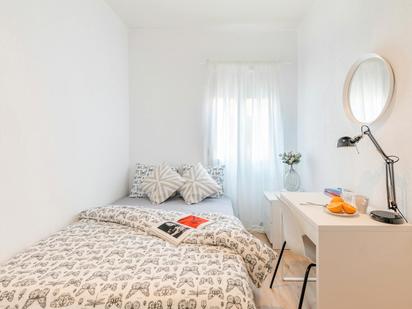 Bedroom of Flat to rent in  Madrid Capital  with Heating, Washing machine and TV
