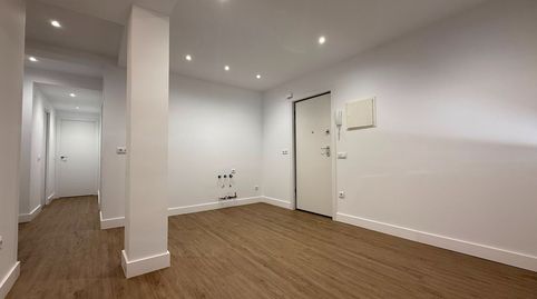 Foto 2 de Piso en venta en Valencia, Juan de la Cierva, Getafe