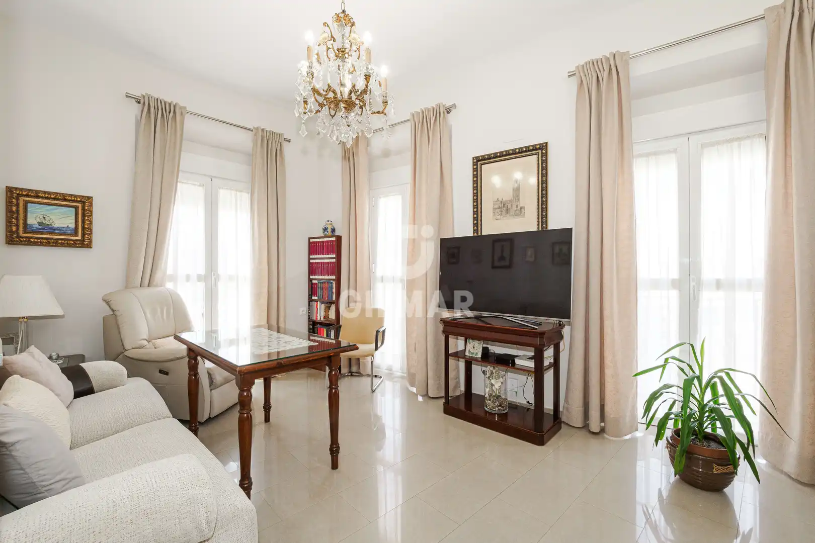 Living room of Flat for sale in Sevilla  with Heating, Storage room and Balcony