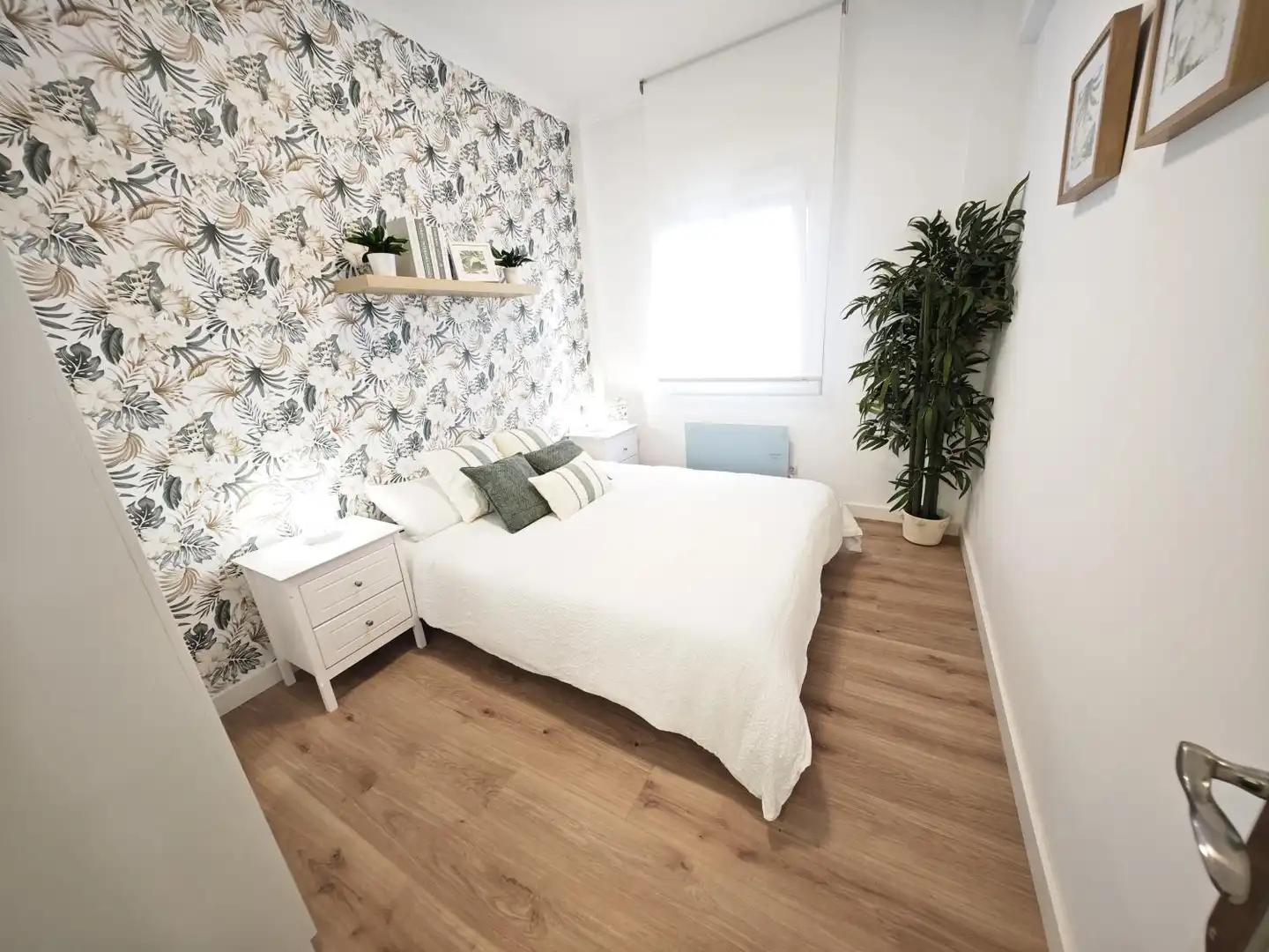 Habitación de Piso en venta en Bilbao  con Calefacción, Trastero y Amueblado