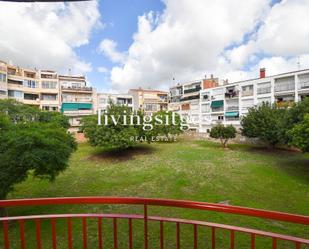 Vista exterior de Pis de lloguer en Sant Pere de Ribes amb Aire condicionat, Terrassa i Balcó