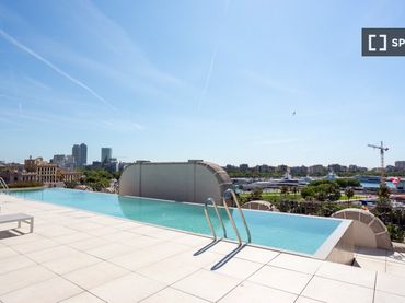 Appartamento con balcone in affitto a Ciutat Vella