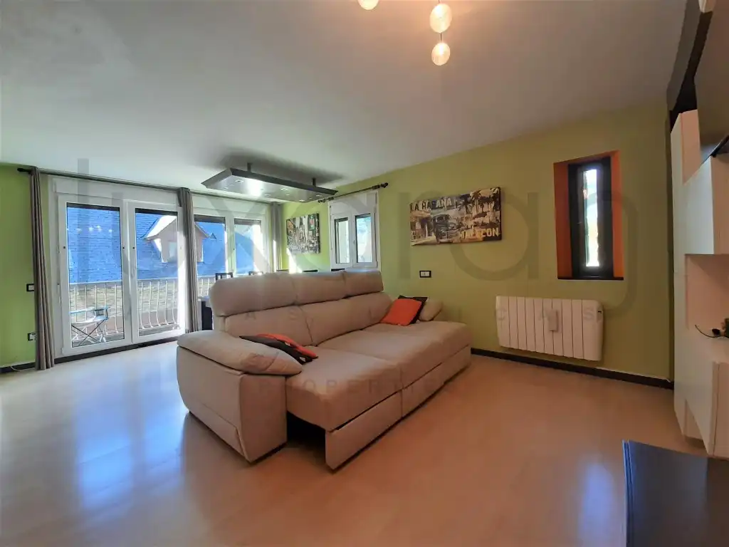 Living room of Houses for sale in Es Bòrdes