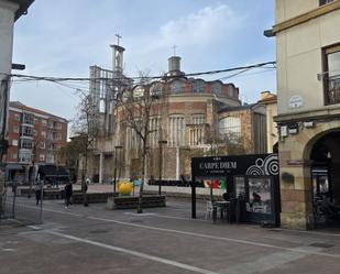 Vista exterior de Pis en venda en Torrelavega  amb Calefacció, Parquet i Terrassa