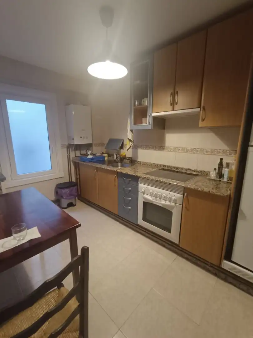 Cocina de Piso de alquiler en A Coruña Capital  con Calefacción y Amueblado