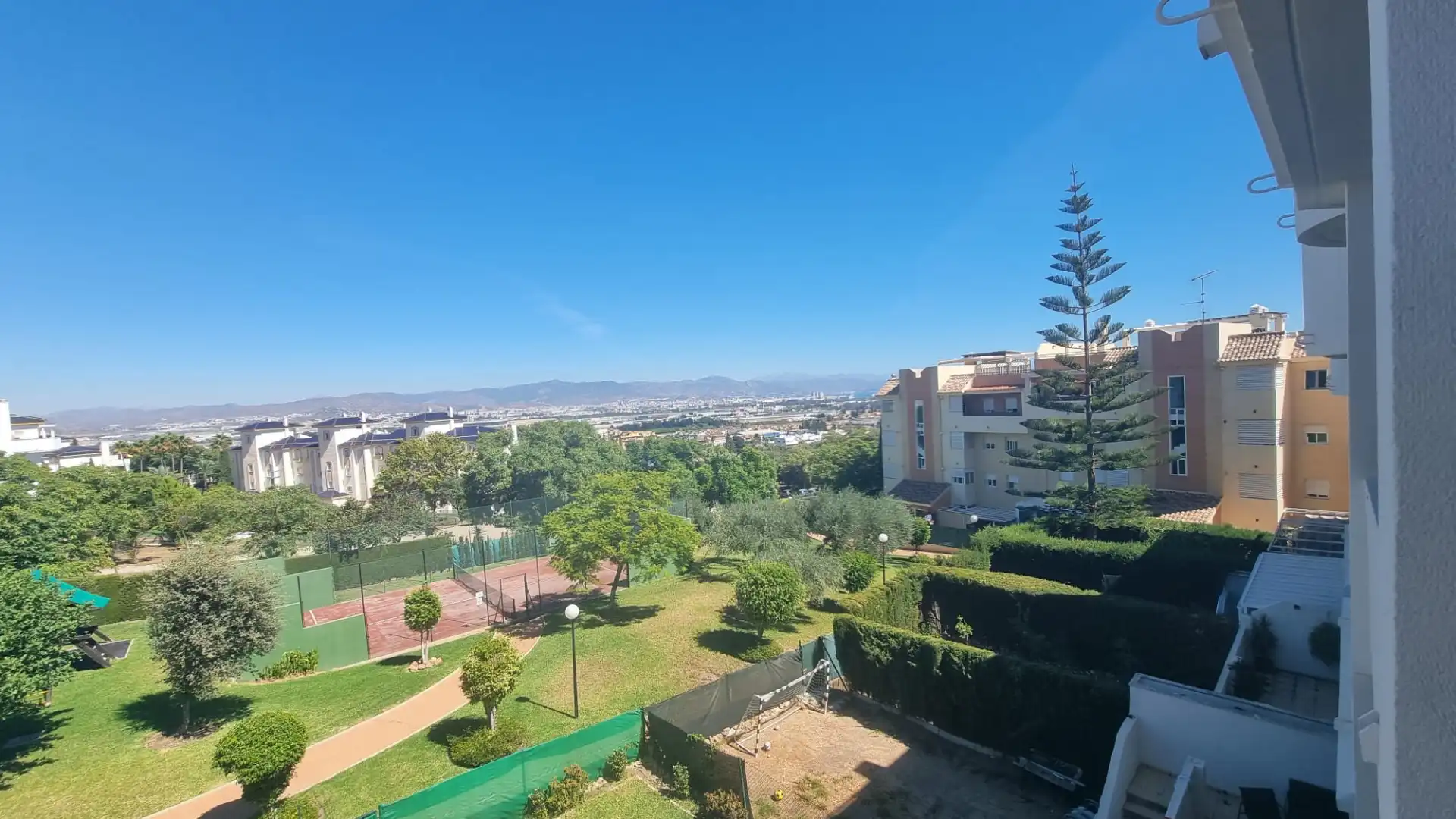 Flat with pool to rent in Churriana, imagen 9