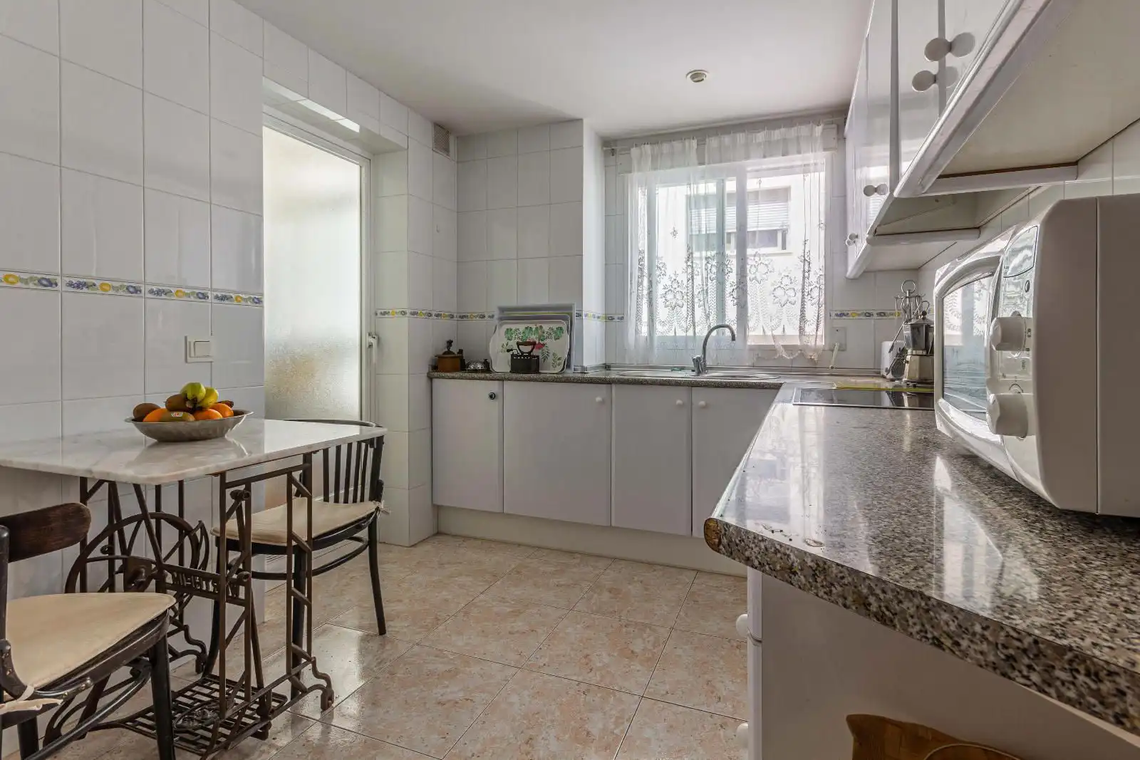 Kitchen of Flat for sale in Altea