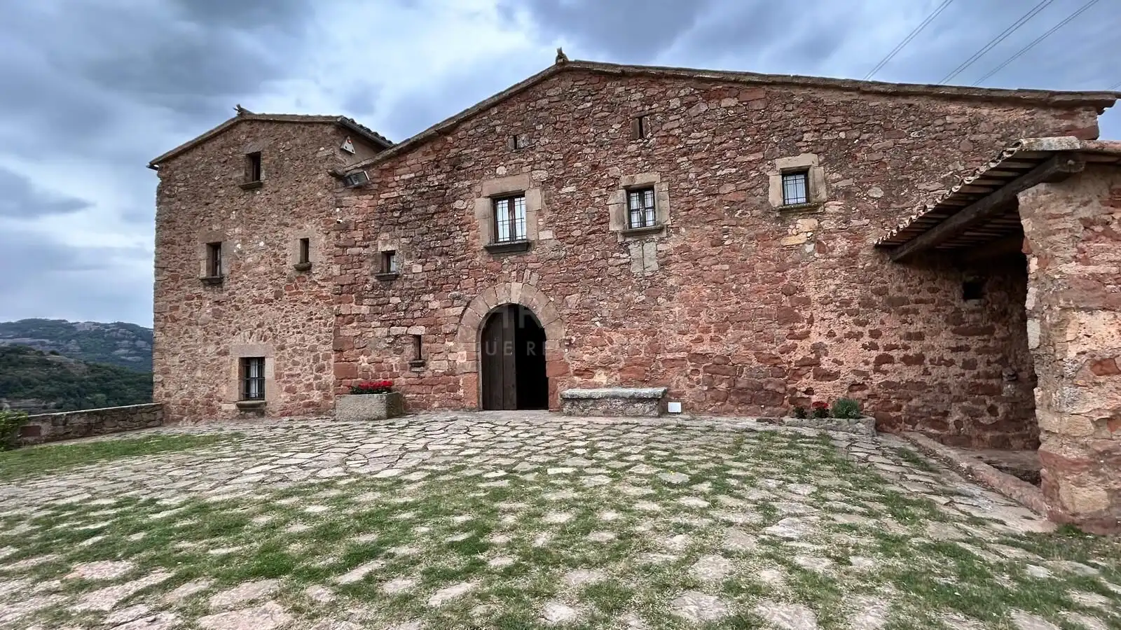 Vista exterior de Finca rústica en venda en Mura amb Jardí privat i Piscina