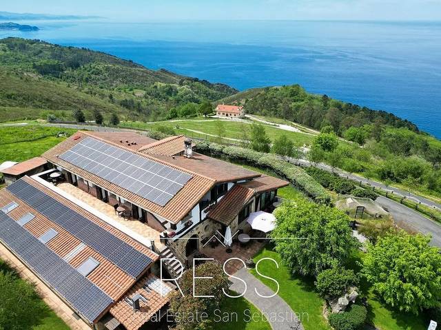 Casa-chalet en Venta en Padre Orkolaga Ibilbidea en Igeldo