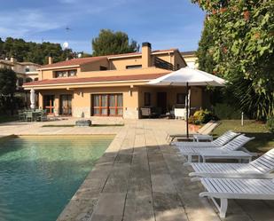 Piscina de Casa o xalet en venda en El Vendrell amb Aire condicionat, Terrassa i Piscina