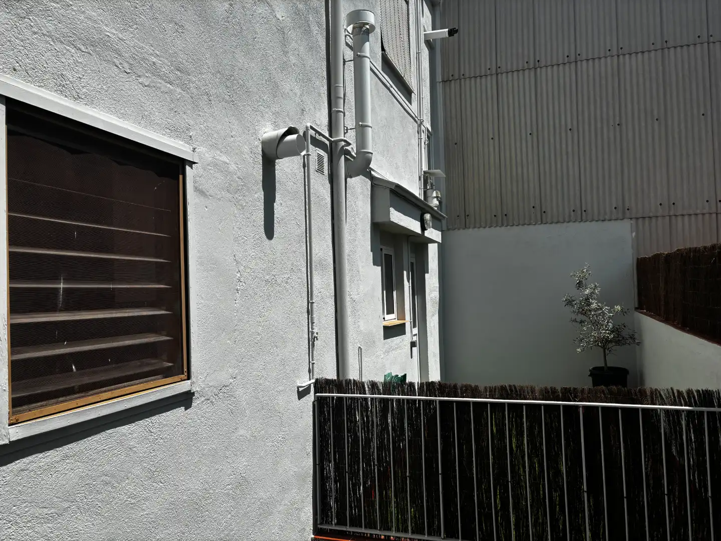 Exterior view of Flat for sale in Terrassa  with Heating, Parquet flooring and Terrace