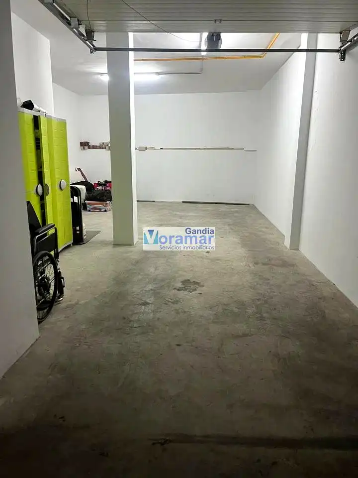 Maisonette zur Miete in Gandia mit Klimaanlage, Heizung und Terrasse