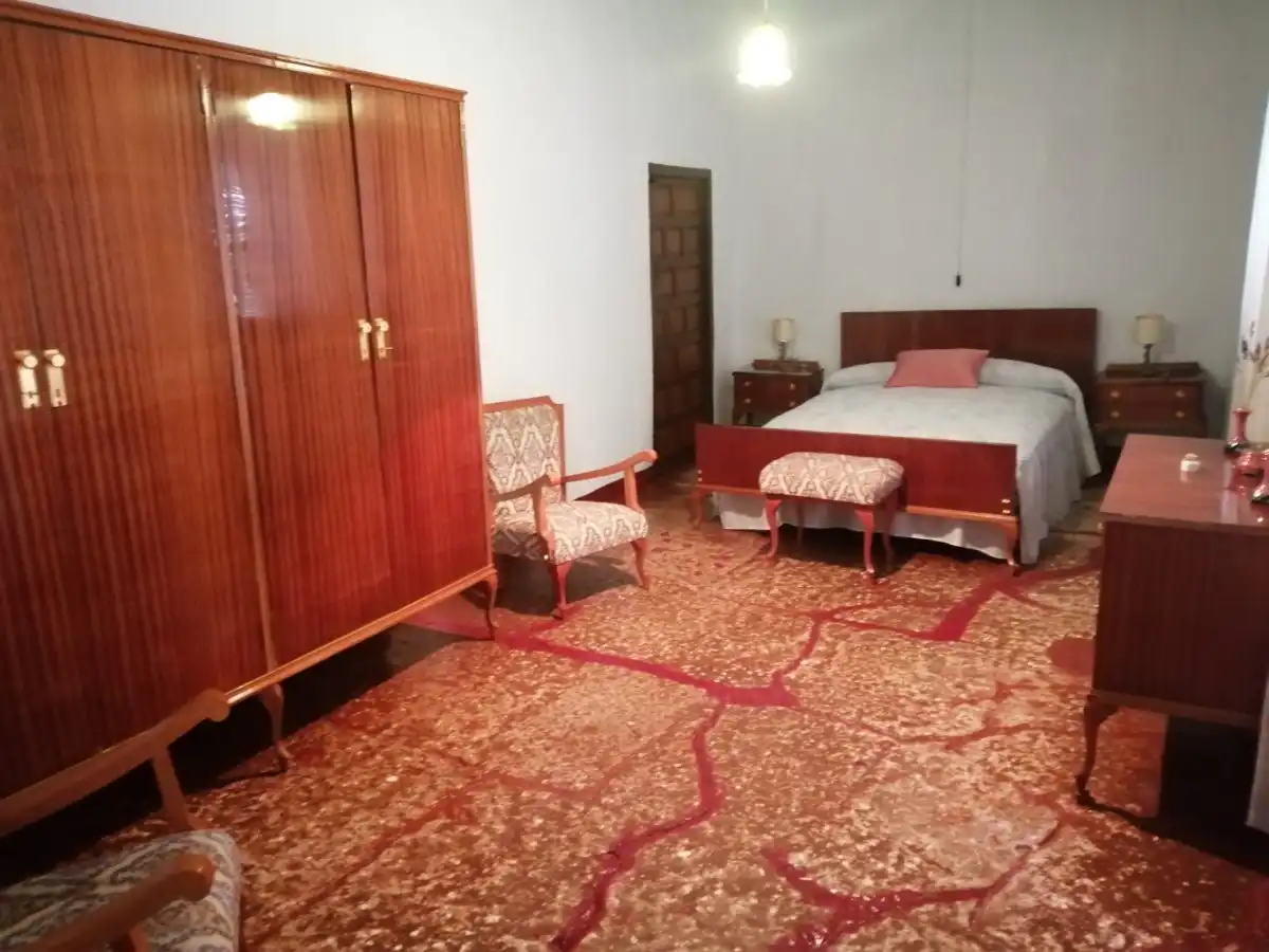 Country homes for sale in Iznájar
