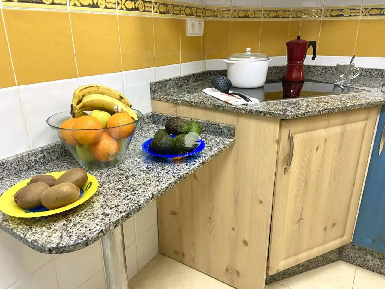 Küche von Wohnung zur Miete in Vélez-Málaga mit Klimaanlage, Terrasse und Möbliert