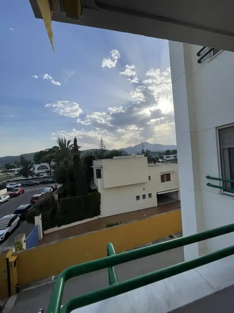 Vista exterior de Apartament en venda en Gandia amb Aire condicionat i Piscina