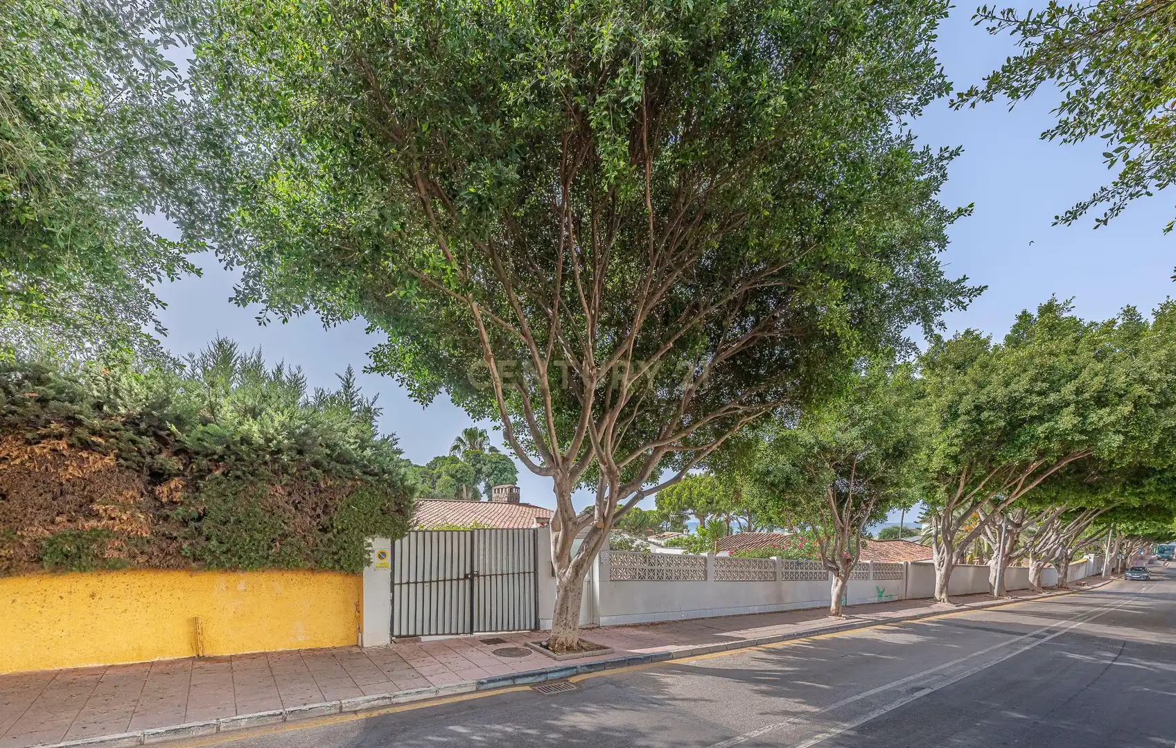 Exterior view of Houses for sale in Marbella  with Private garden
