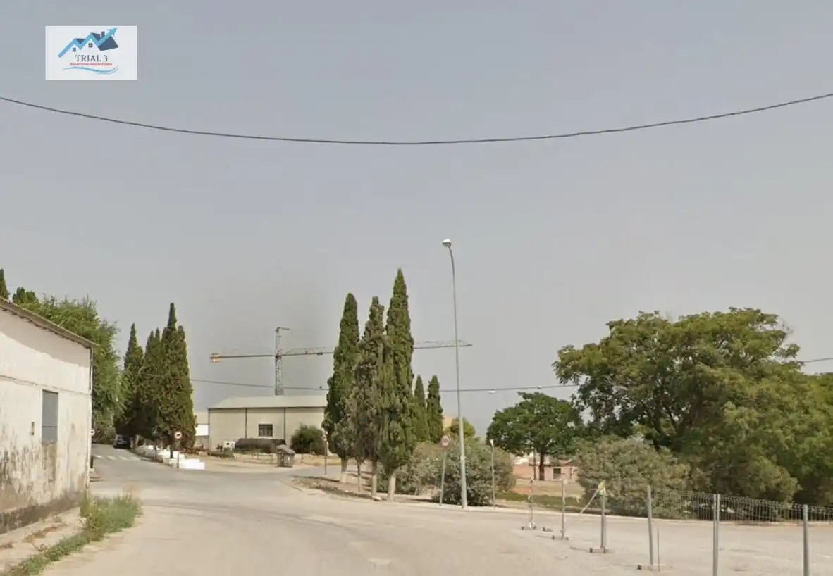 Nave industrial en venta en Mengíbar