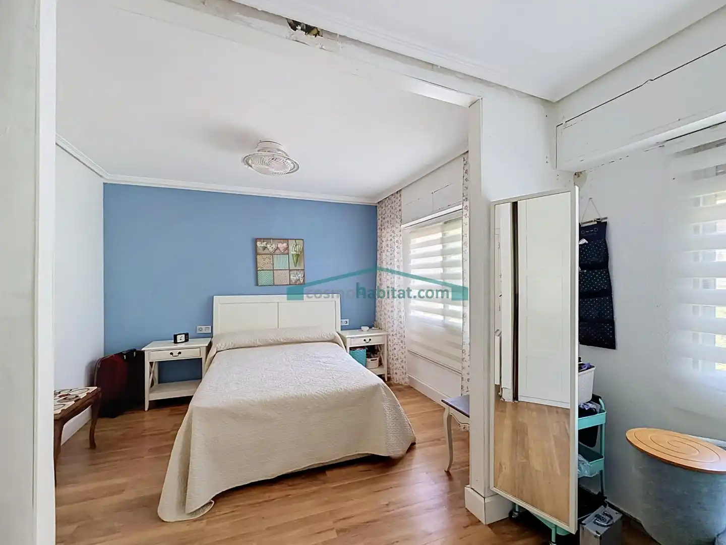 Bedroom of Houses for sale in Olocau  with Terrace and Swimming Pool