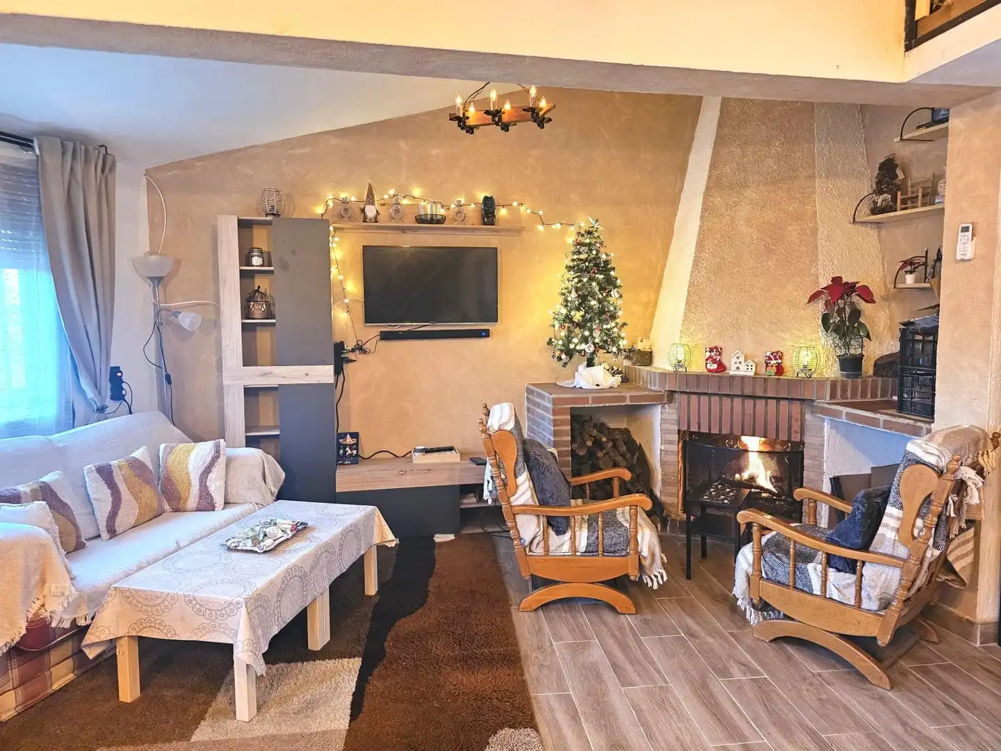 Sala de estar de Casa o chalet en venta en Aldea del Fresno con Aire acondicionado y Calefacción