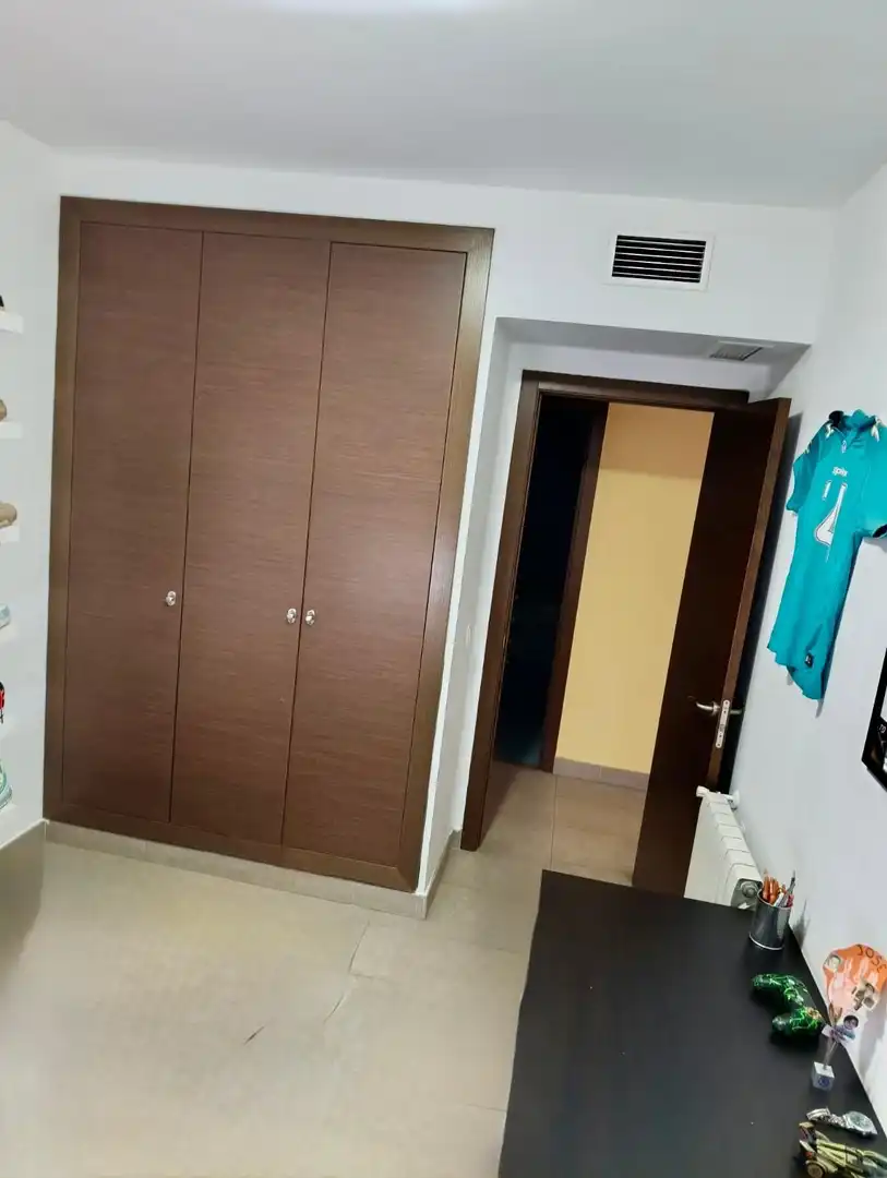Wohnung zum Verkauf in Burjassot mit Klimaanlage, Abstellraum und Möbliert