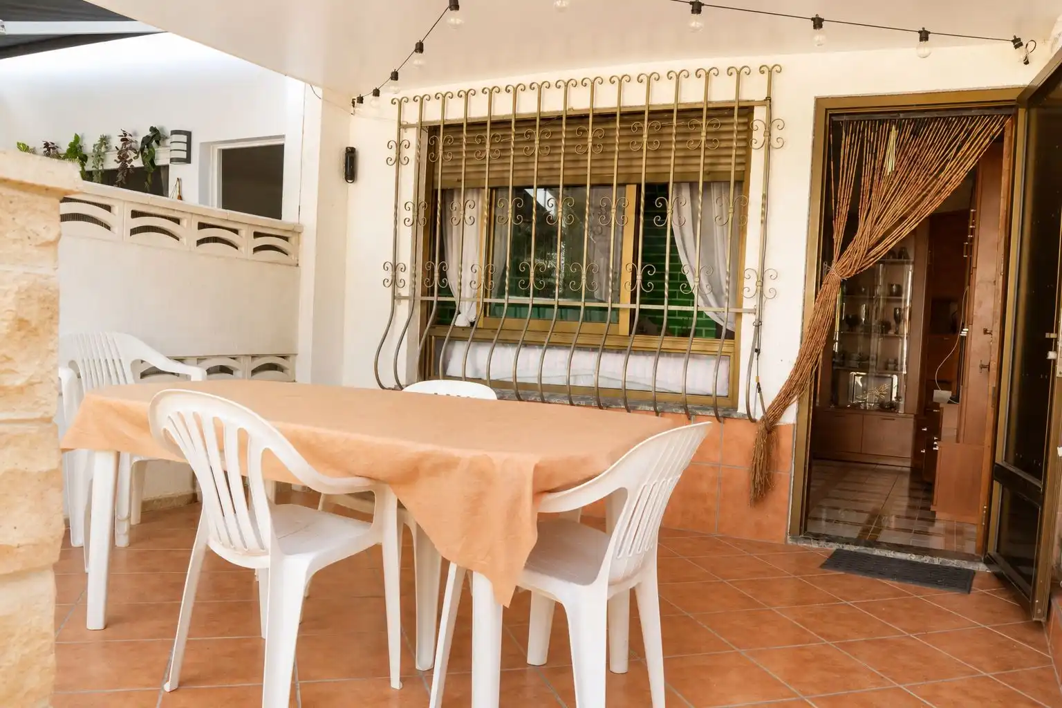 Casa aparellada amb piscina en venda a Heliópolis, imagen 3