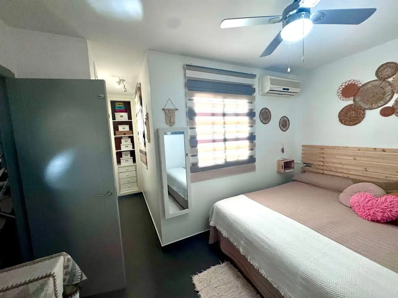 Habitación de Casa adosada en venta en Barbate