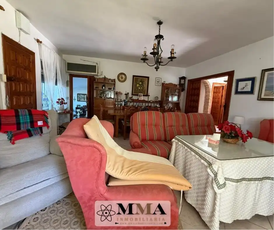 Sala d'estar de Finca rústica en venda en El Rompido amb Aire condicionat, Calefacció i Jardí privat