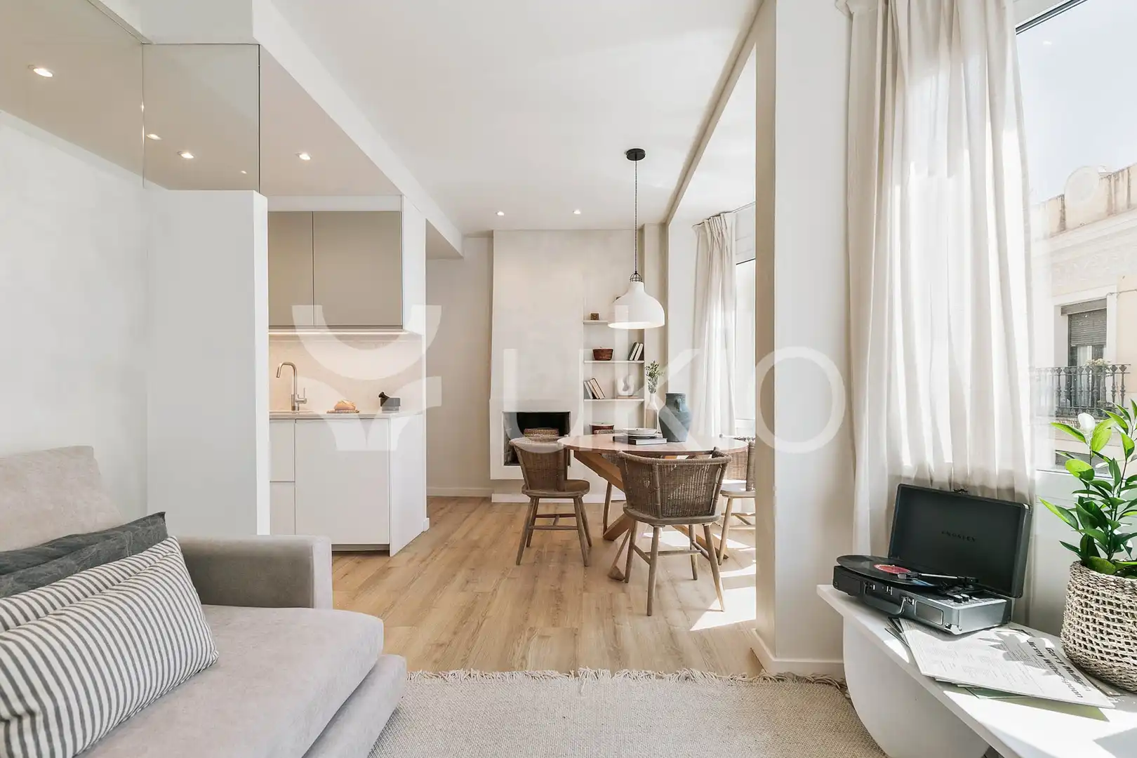 Sala de estar de Apartamento de alquiler en Barcelona con Aire acondicionado, Amueblado y Horno