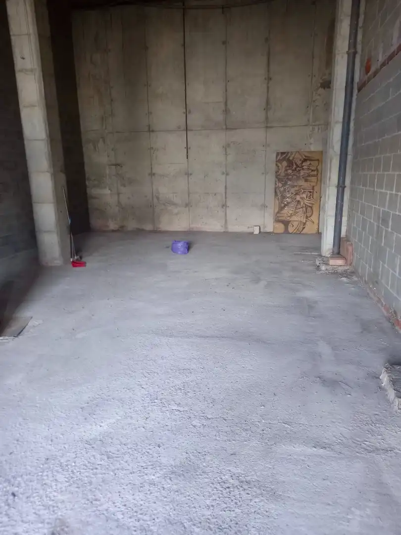 Local comercial en venta en Calle Padre Basabe, imagen 2